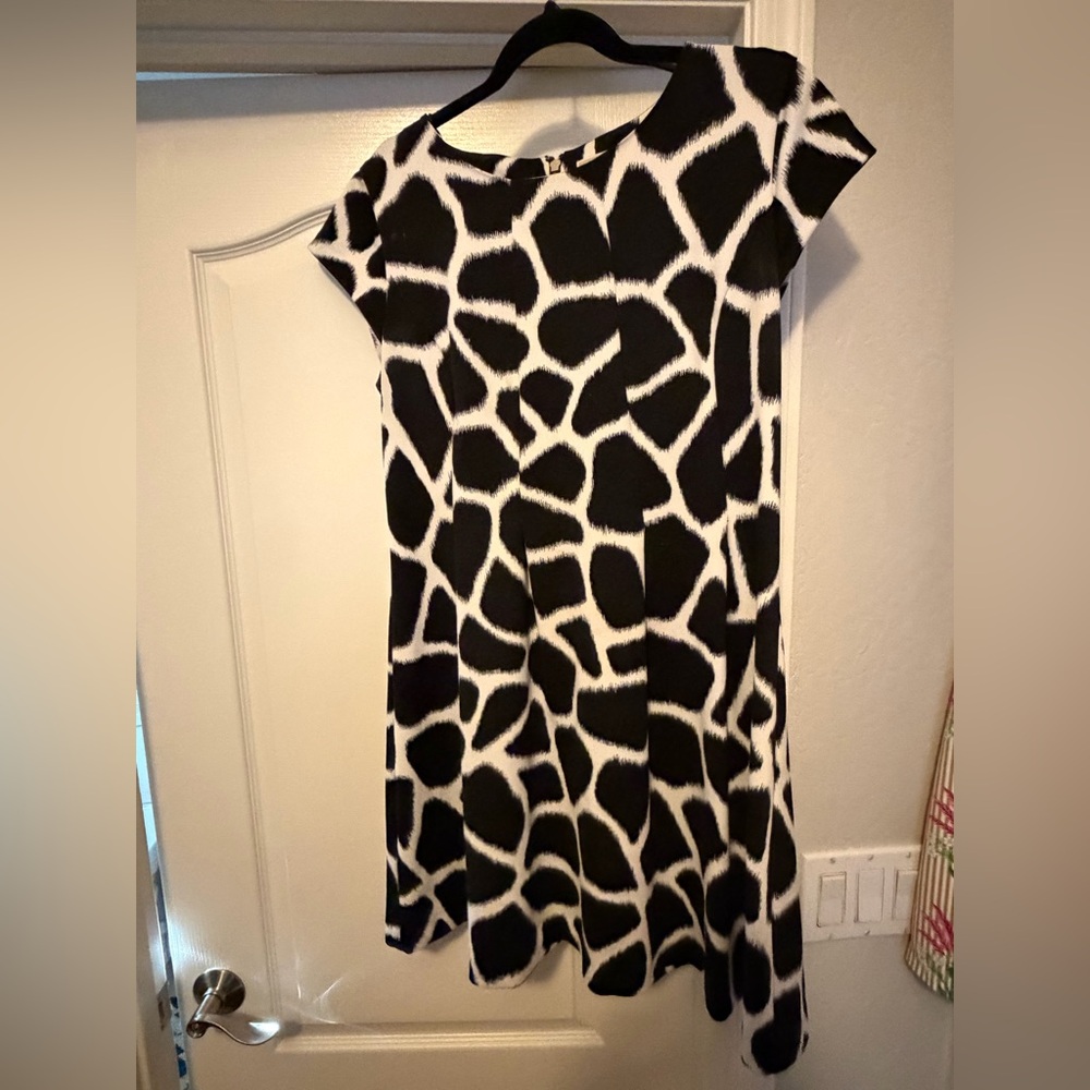MICHAEL Michael Kors Black and White Patterned Dress